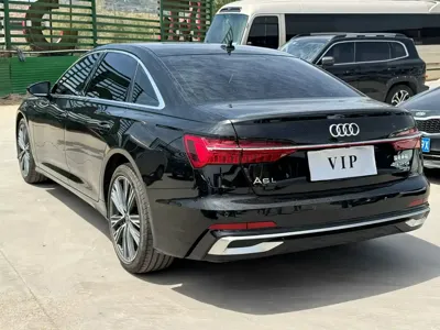 Audi A6L 2022, 70000 км, за 239800 CNY - фото 4
