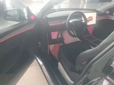 Tesla Model Y 2024, 59600 км, за 191400 CNY - фото 16