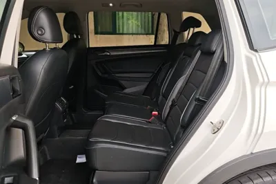 Volkswagen Tiguan L 2019, 108900 км, за 98312.23 CNY - фото 25