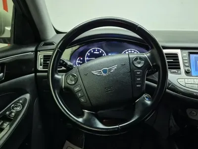 Hyundai Genesis 2013, 160000 км, за 4300000 KRW - фото 9