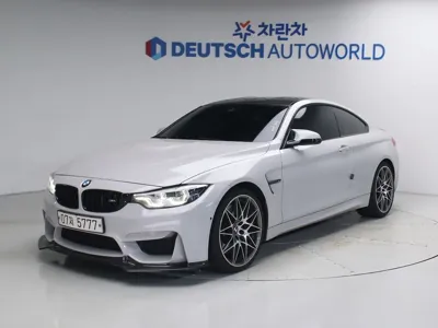 BMW M4 · 2018 год
