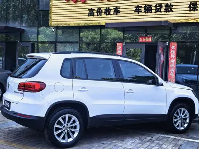 Volkswagen Tiguan 2015, 74000 км, за 42800 CNY - фото 2