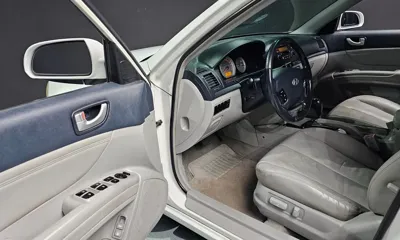 Hyundai Sonata 2005, 181862 км, за 2000000 KRW - фото 11