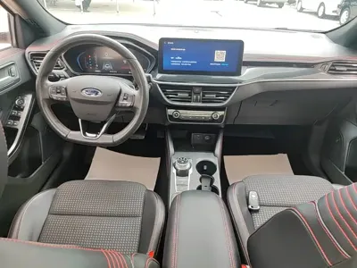 Ford Focus 2021, 54600 км, за 56100 CNY - фото 10