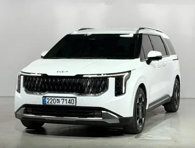 Kia Canival · 2025 год
