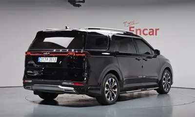 Kia Canival 2023, 106280 км, за 99990000 KRW