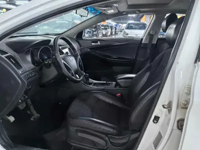 Hyundai Sonata 2014, 164000 км, за 17900 CNY