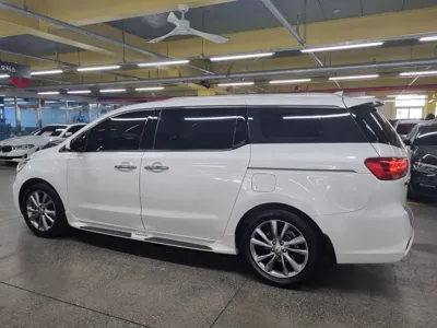 Kia Canival 2019, 154387 км, за 13900000 KRW - фото 17