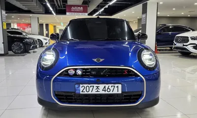 MINI Cooper Convertible 2025, 10342 км, за 38900000 KRW