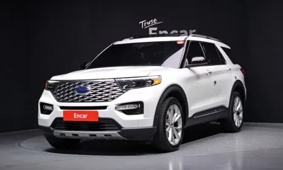 Ford Explorer · 2022 год
