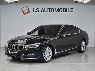 BMW 7-Series · 2016 год