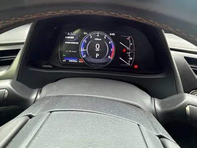 Lexus UX 2022, 24700 км, за 115000 CNY - фото 11