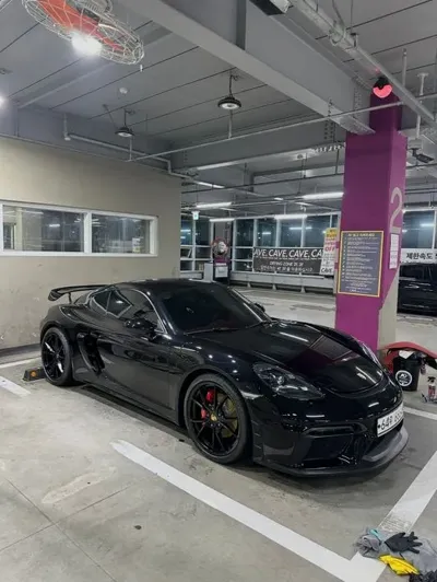 Porsche 718 · 2019 год