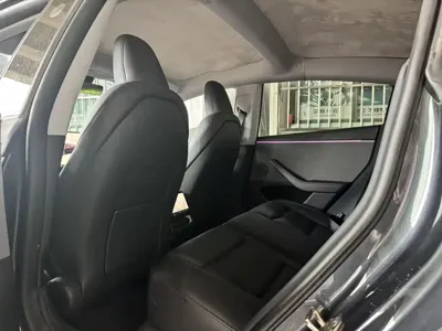 Tesla Model 3 2024, 30000 км, за 168800 CNY - фото 7