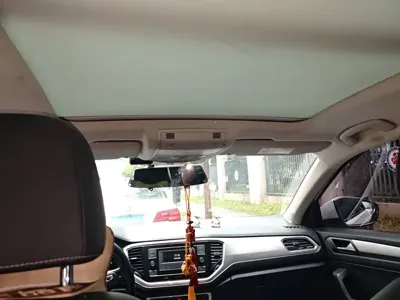 Volkswagen T-Roc 2018, 85300 км, за 45500 CNY - фото 15