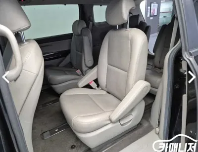 Kia Canival 2016, 314351 км, за 5300000 KRW - фото 12