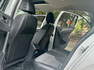 Volkswagen Golf 2019, 50000 км, за 53800 CNY - фото 11