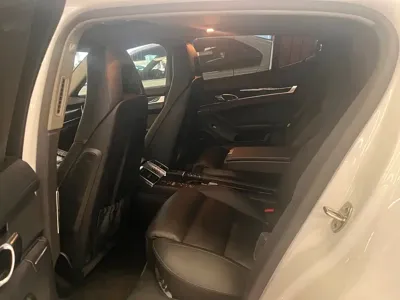 Porsche Panamera 2016, 87000 км, за 199800 CNY - фото 12
