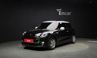 MINI Cooper · 2019 год