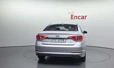Hyundai Sonata 2015, 131960 км, за 9200000 KRW