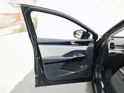 Volkswagen ID.6 Crozz 2022, 72400 км, за 109800 CNY - фото 8