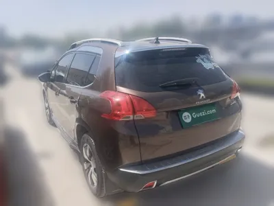 Peugeot 2008 2014, 83800 км, за 27425.24 CNY