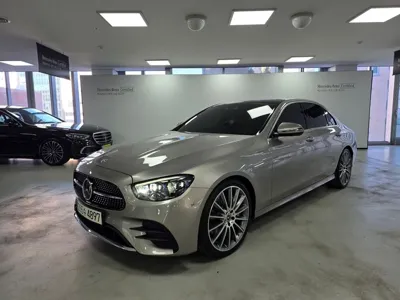 Mercedes-Benz E-Class · 2021 год