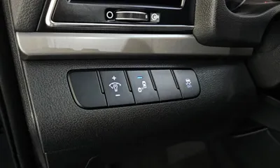 Hyundai Avante 2017, 96609 км, за 9000000 KRW - фото 19