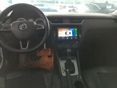 Skoda Octavia 2019, 121800 км, за 44400 CNY - фото 10