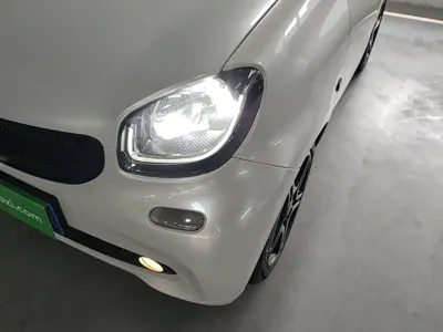 Smart Smart Fortwo 2017, 76700 км, за 94100 CNY - фото 24