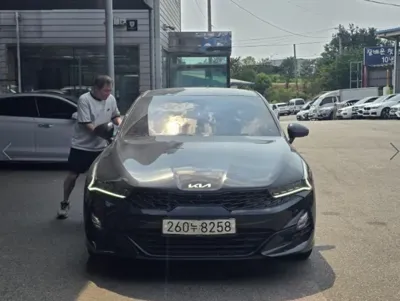 Kia K5 · 2022 год