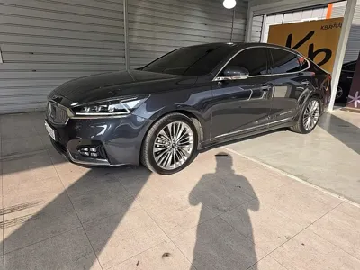 Kia K7 · 2017 год
