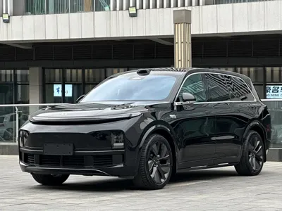 Li Auto Li L9 · 2025 год