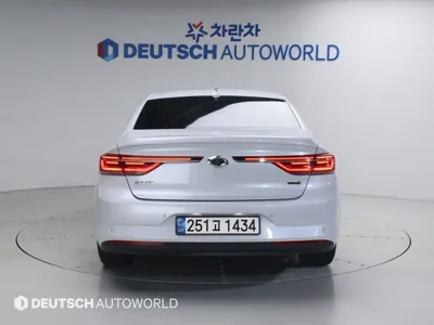 Renault-KoreaSamsung SM6 2021, 37605 км, за 19500000 KRW