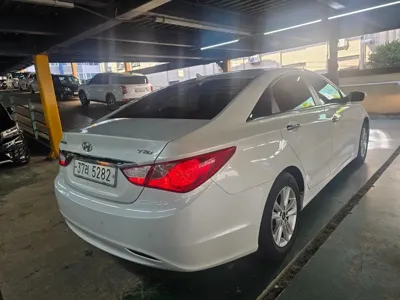 Hyundai Sonata 2011, 110962 км, за 3300000 KRW