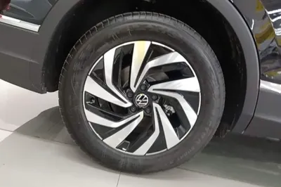 Volkswagen Tiguan L 2025, 300 км, за 148657.94 CNY - фото 13