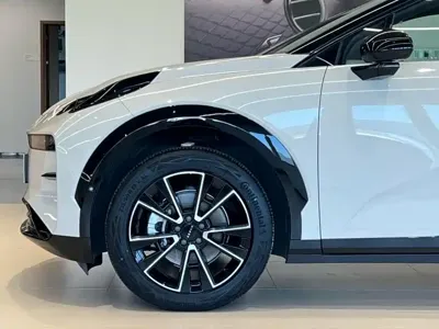 Zeekr X 2025, 4600 км, за 105900 CNY