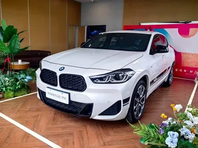 BMW X2 · 2022 год