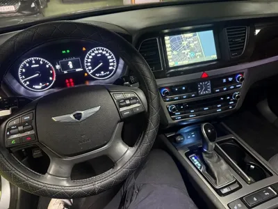 Hyundai Genesis 2015, 64034 км, за 12990000 KRW - фото 11