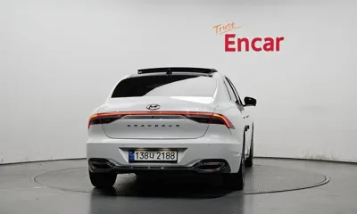 Hyundai Grandeur 2022, 31420 км, за 28300000 KRW