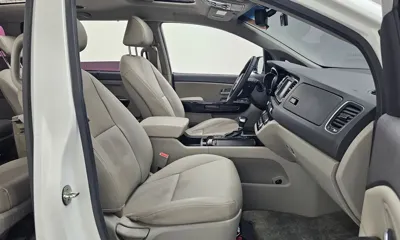Kia Canival 2018, 98648 км, за 13500000 KRW - фото 11