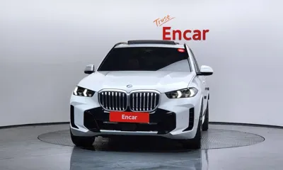 BMW X5 2025, 5517 км, за 123000000 KRW