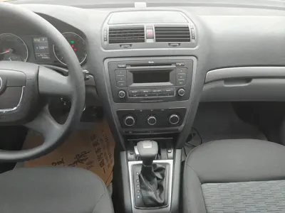 Skoda Octavia 2012, 80000 км, за 16800 CNY - фото 11