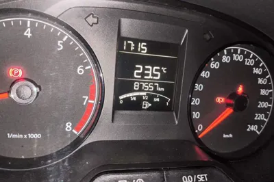 Volkswagen Polo 2014, 87500 км, за 22832.88 CNY - фото 29