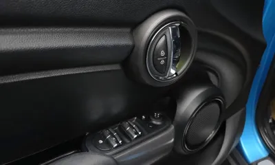 MINI Cooper 2016, 84753 км, за 6300000 KRW - фото 17