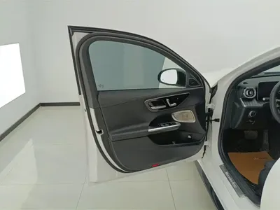 Mercedes-Benz C-Class 2024, 33800 км, за 211800 CNY - фото 7
