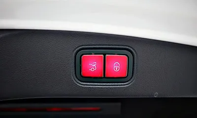 Mercedes-Benz E-Class 2021, 46975 км, за 49500000 KRW - фото 8