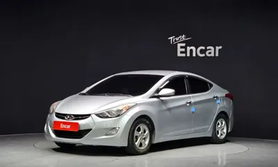 Hyundai Avante · 2013 год