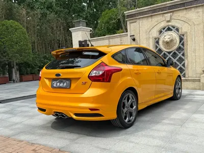 Ford Focus (Import) 2014, 57000 км, за 103000 CNY - фото 4