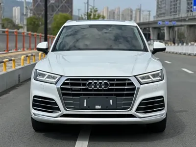 Audi Q5L 2021, 60000 км, за 146800 CNY - фото 2